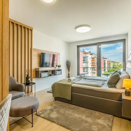 Myflat Coral Premium Apartment * 希欧福克