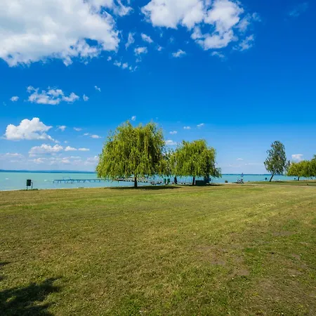 Myflat Coral Premium Apartment 公寓