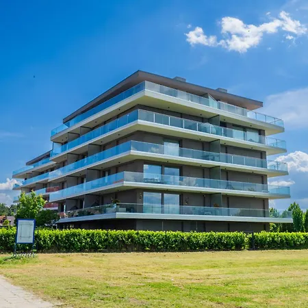 Myflat Coral Premium Apartament *